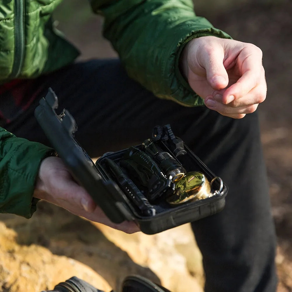 Outdoor Survival Kit Case Military Tactical Survival Kits for Hunting Outdoor Kit