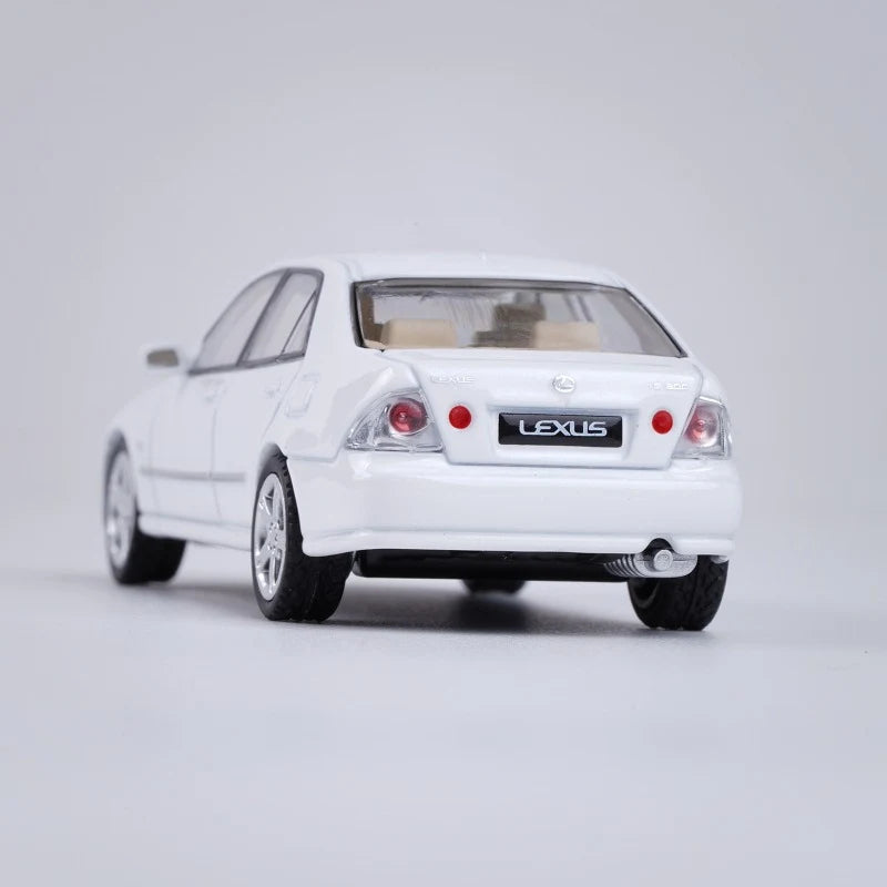 1:64 LEXUS IS300 Alloy Car Model Diecasts Metal Classic Car Vehicles Model High Miniature Scale Collection