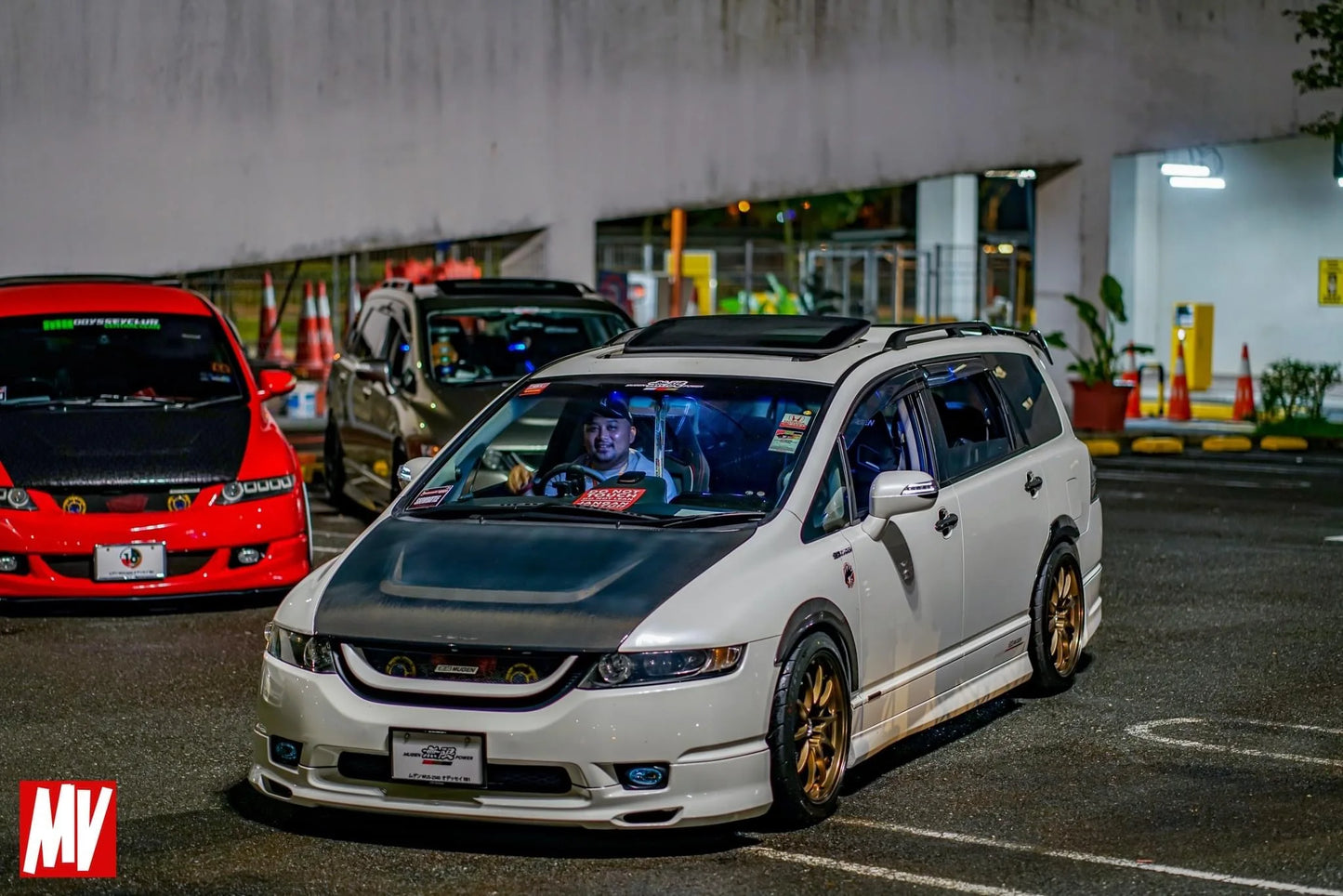 Grille Suitable for Honda Odyssey RB1 refit day regulation MUGEN infinite middle net belt mark 2005-2008 vehicle