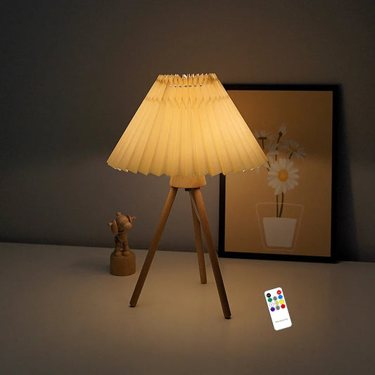 INS Retro LED Table Lamp Wooden Tripod Fabric Desk Lamp USB Power For Home Bedroom Bedside Desktop Decoration Nightstand Light
