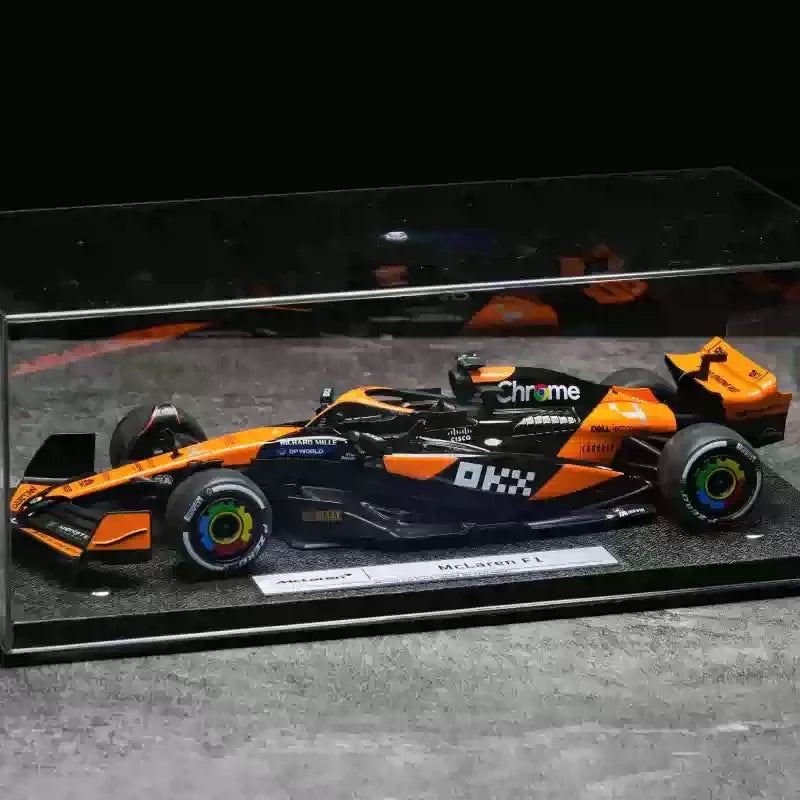 TSC 1:18 F1 Aston Martin 14 F1 /Mclaren 4 F1 Alloy Model Car