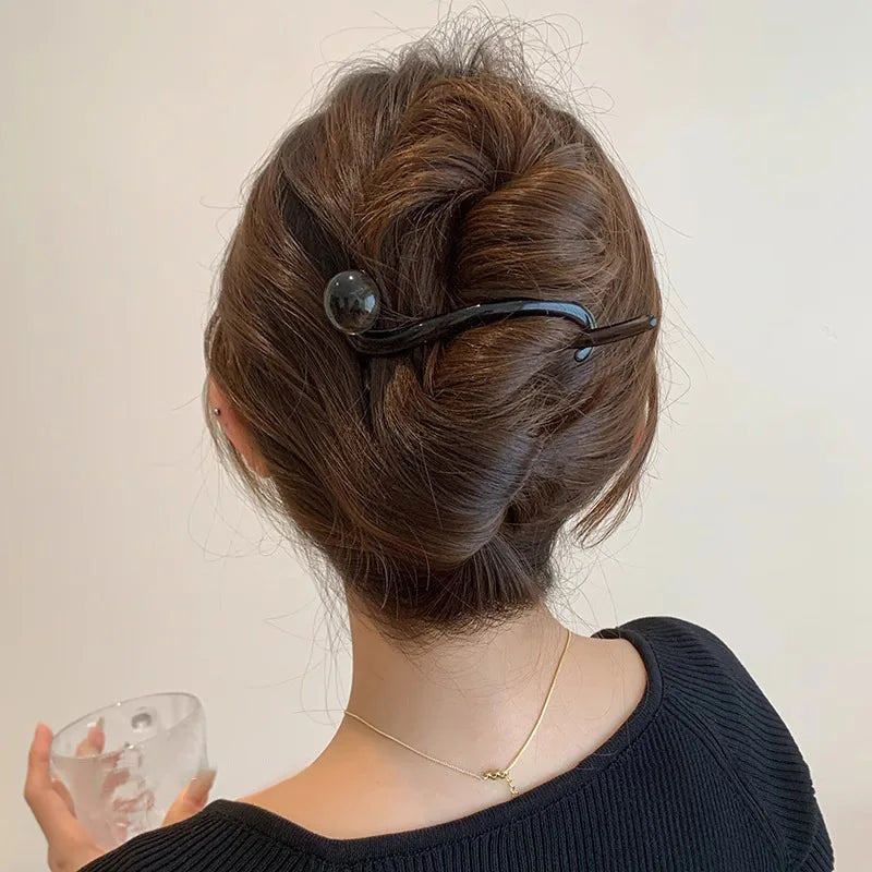 Cute Cartoon Cat Twist Hair Clips Girls Acrylic Pearl Hair Claw Crab Barrettes Hairpin Hairgrip Women Fashion Hair Accessories