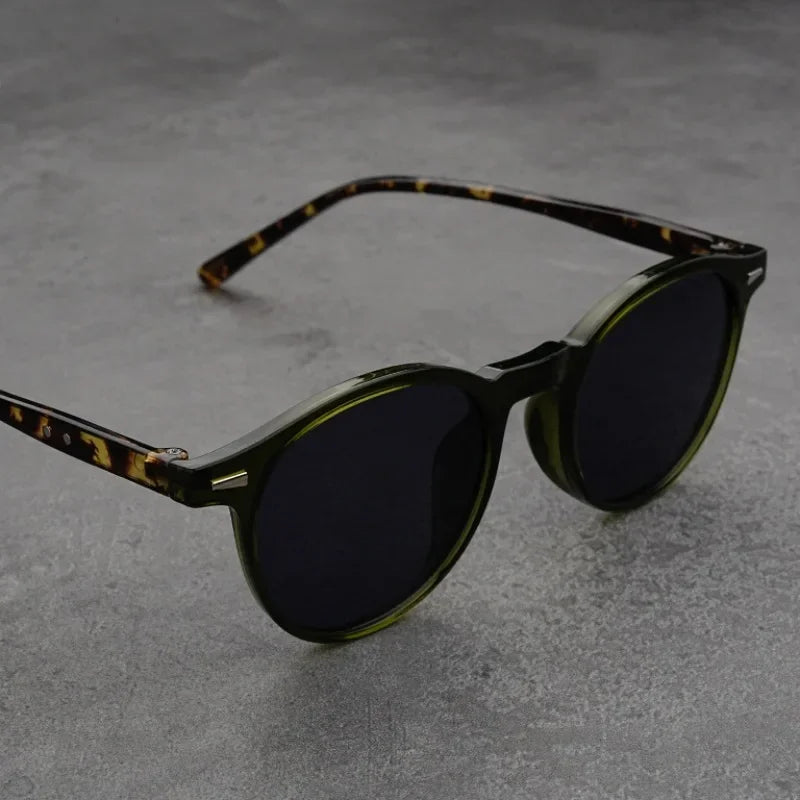 Unisex Casual Sunglasses Round Frame UV Resistant Polarized