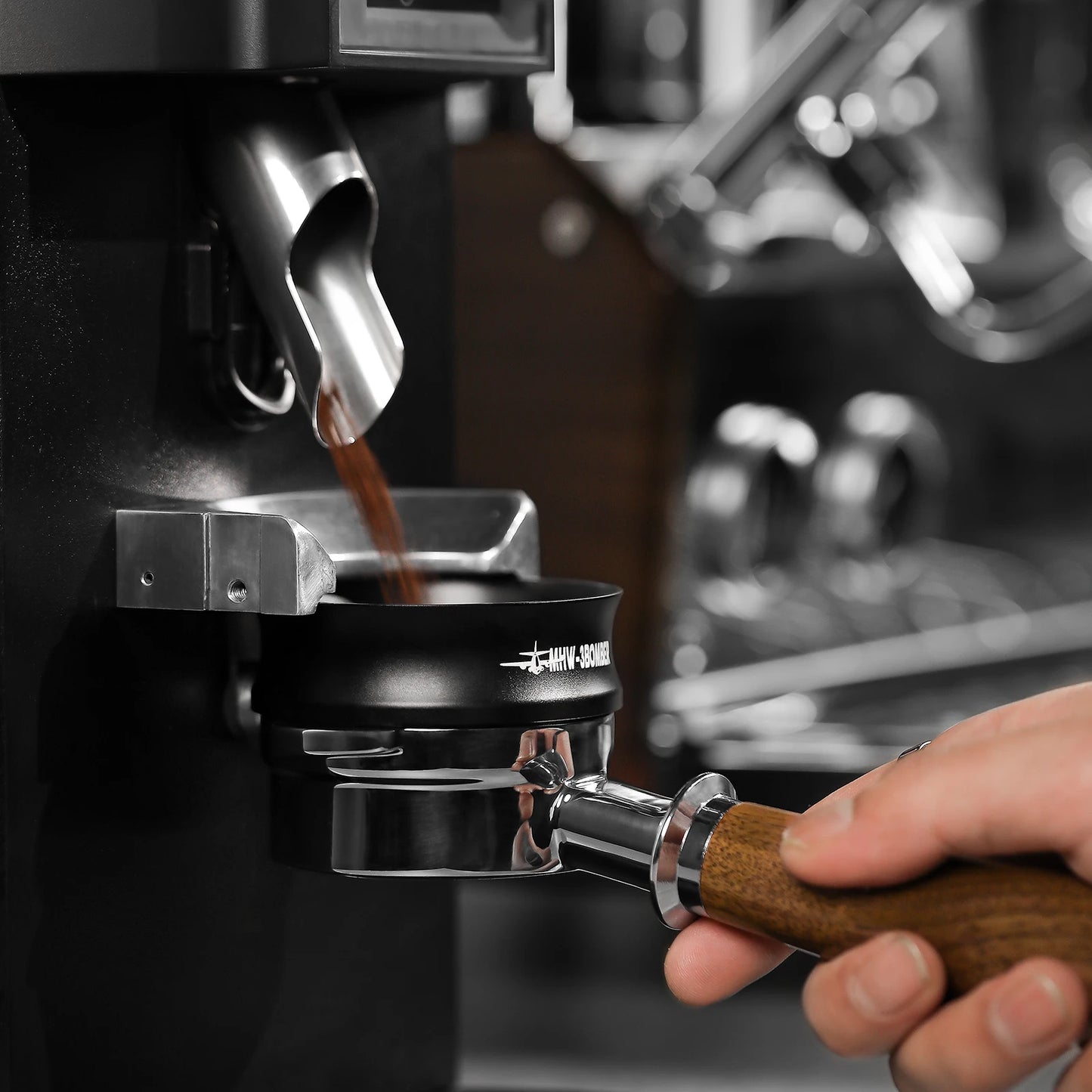 MHW-3BOMBER 58MM Magnetic Dosing Funnel with 10 Magnets Espresso Dosing Ring