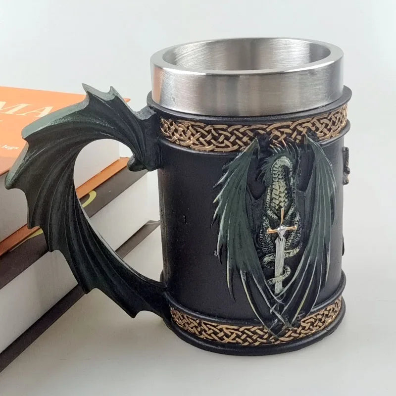 Medieval Viking Retro 3D Sword Skull Beer Mug With Stainless Steel Insert Resin Big Capacity Coffee Cups Men's Halloween Gift