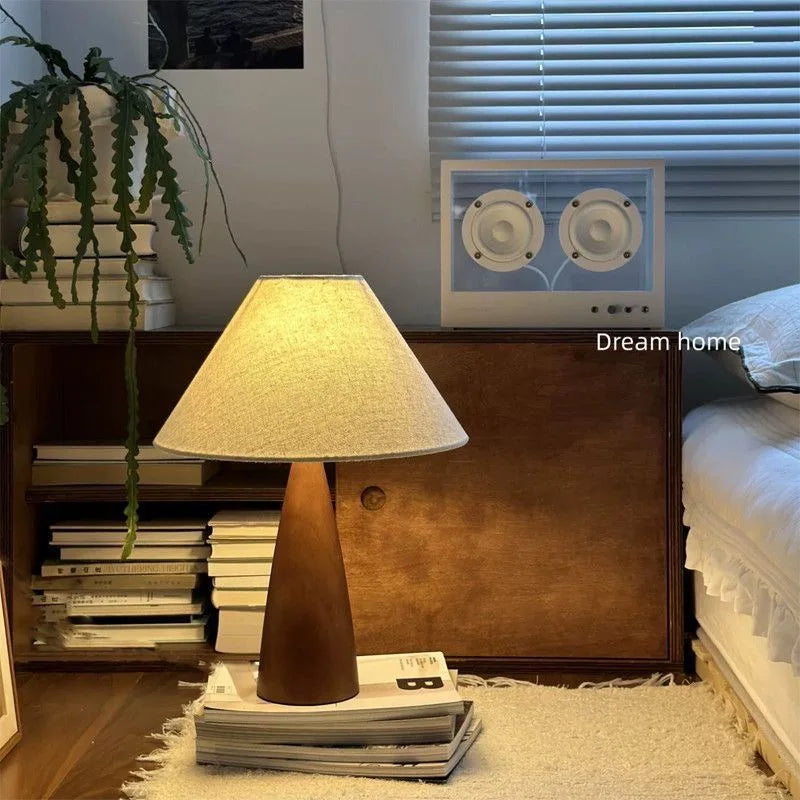 Solid Wood Retro fabric desk lamp Indoor decor Atmosphere Bedroom Bedside living room Tea Room Study Lamp