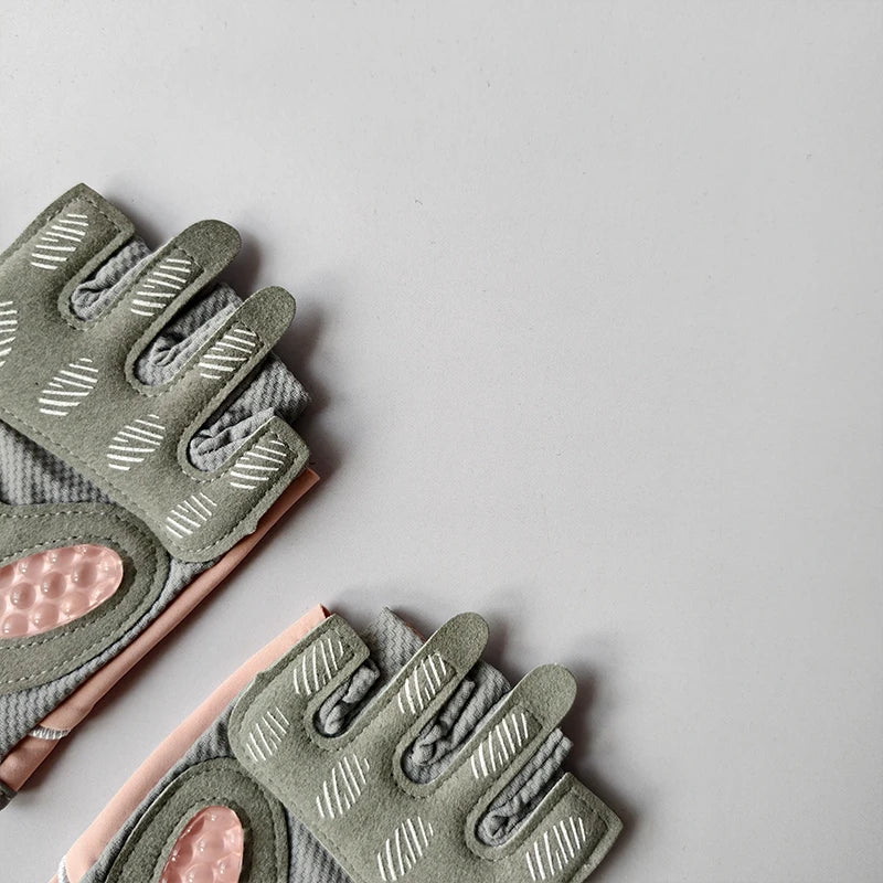 Fitness Women's Half Finger Gloves Anti Cocoon, Outdoor Cycling, Gym